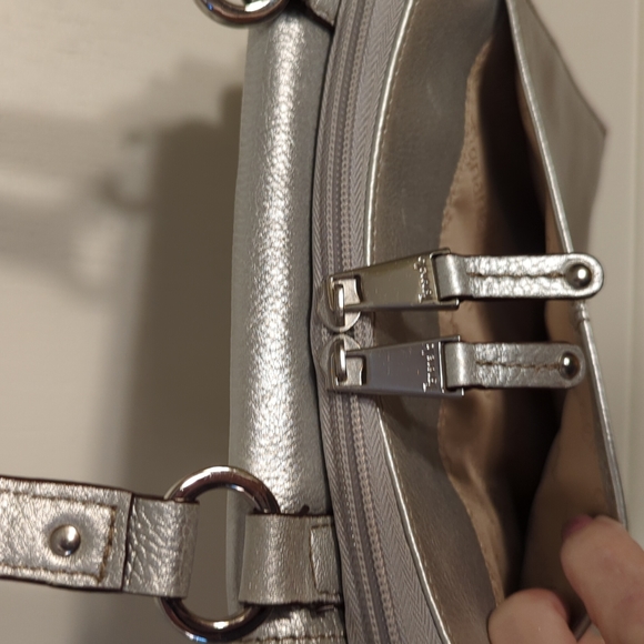 Tignanello Silver Leather Crossbody Purse - Picture 3 of 9